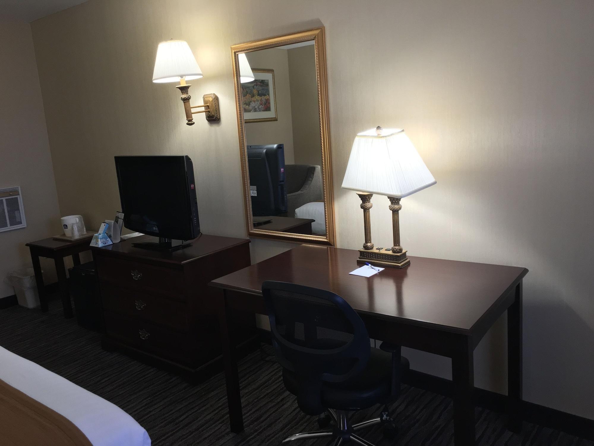 Best Western Gateway Adirondack Inn Utica Bagian luar foto