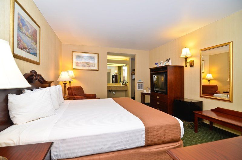 Best Western Gateway Adirondack Inn Utica Ruang foto