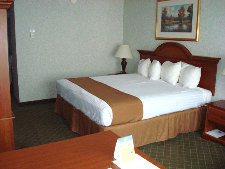 Best Western Gateway Adirondack Inn Utica Bagian luar foto