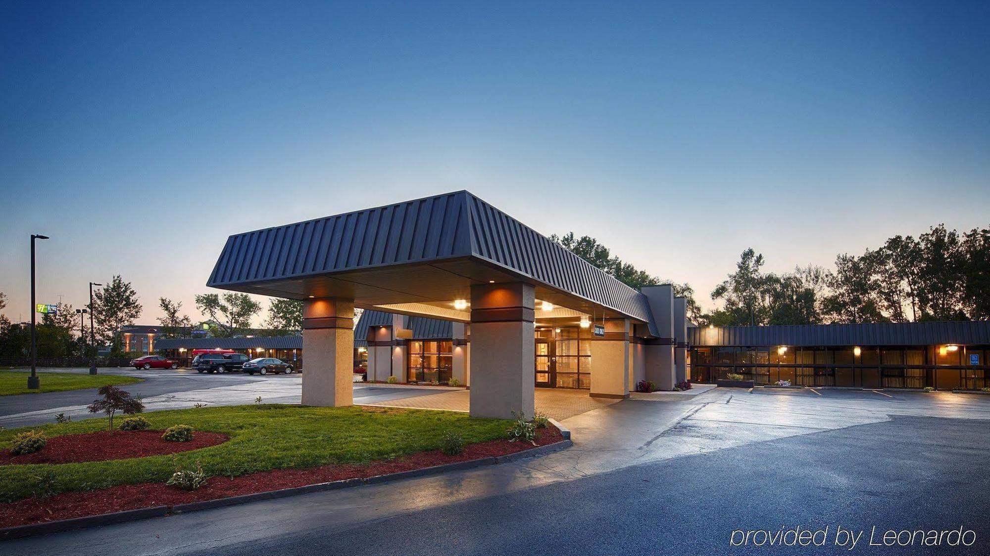 Best Western Gateway Adirondack Inn Utica Bagian luar foto