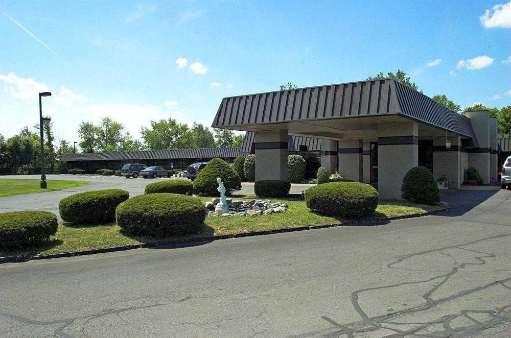 Best Western Gateway Adirondack Inn Utica Bagian luar foto