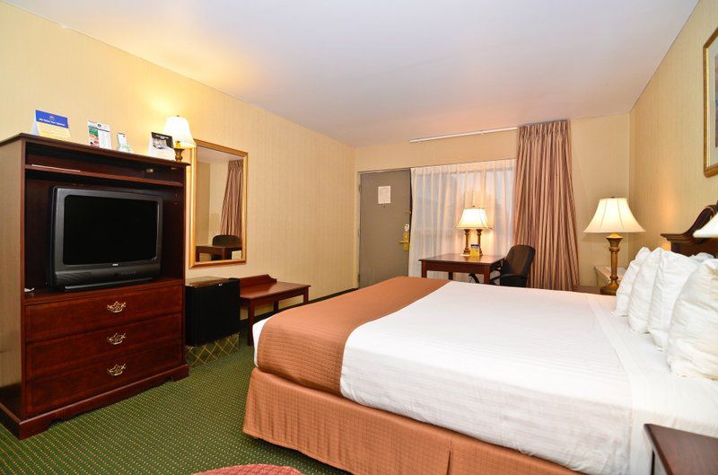 Best Western Gateway Adirondack Inn Utica Ruang foto
